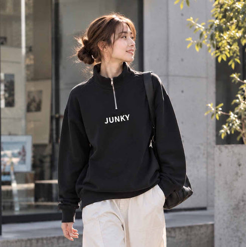 JUNKY ルーズフィットハーフZIPスウェット