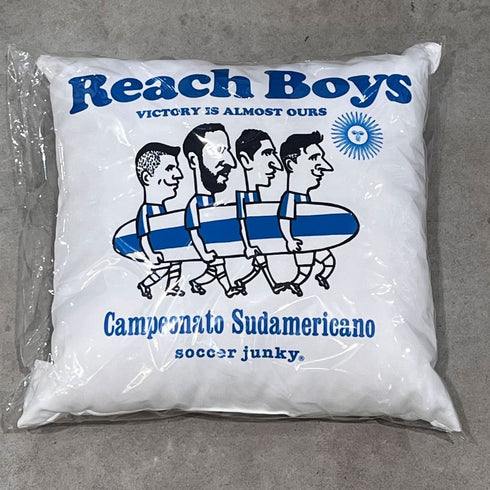 Reach Boys クッション