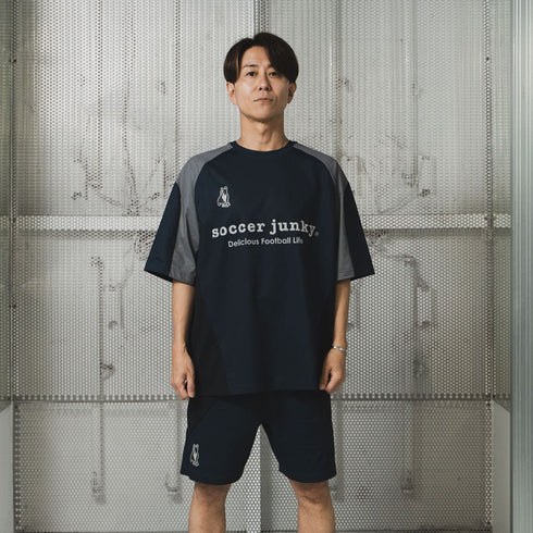 26Paingerman LooseFitトレーニングシャツ