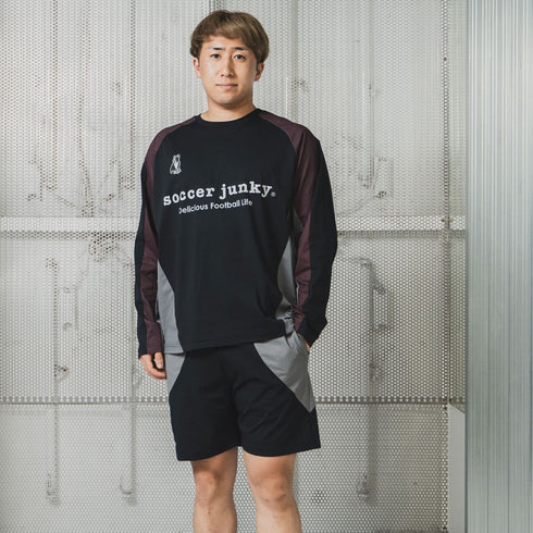 26Paingerman LooseFitロングスリーブトレーニングシャツ
