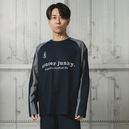 26Paingerman LooseFitロングスリーブトレーニングシャツ