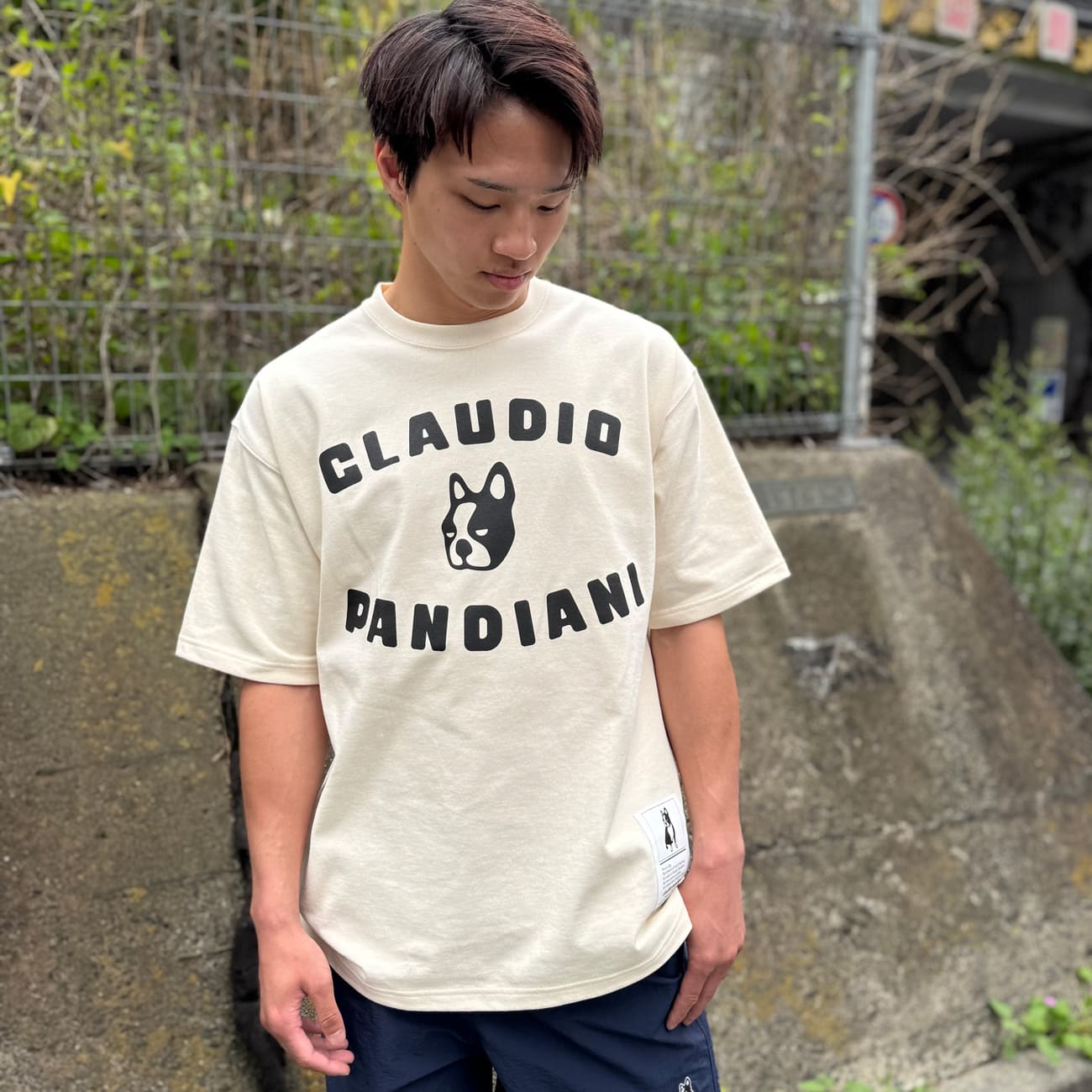 クラウディオパンディアーニ　フード付ジャンパー　　サイズ　XL クラウディオパンディアーニ フード付ジャンパー サイズ XL