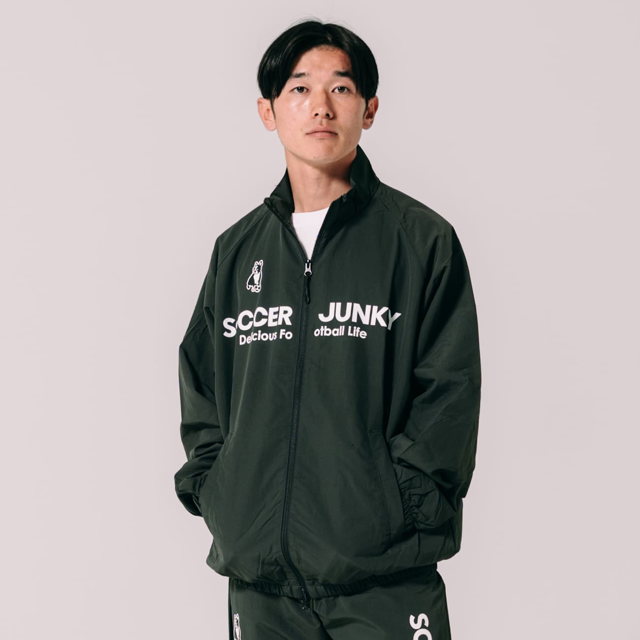 claudio pandiani ジャケットとパンツセット ・ネイビー 新商品 – claudio pandiani